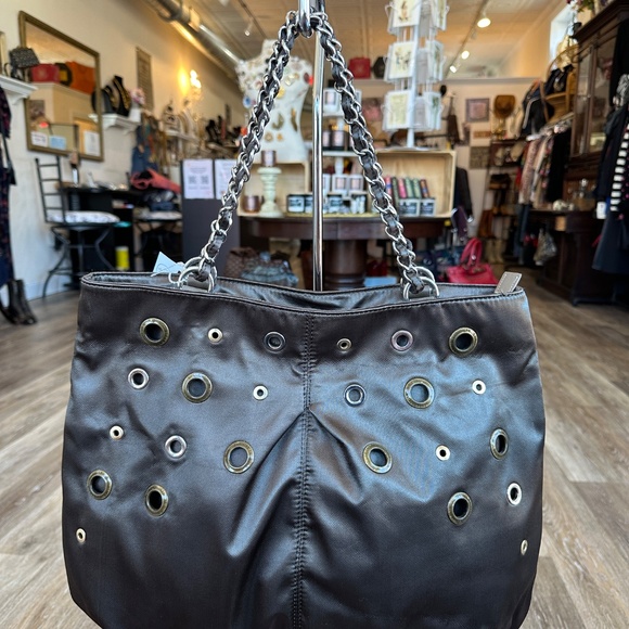 Vintage Studio Pollini Studded Grommet & Chain Strap Tote Bag - Picture 2 of 5